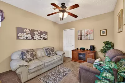 9309 Cathedral Drive, Houston, TX 77051 - Photo 15