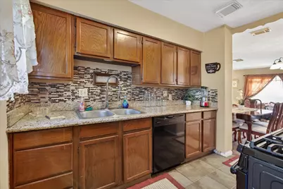 9309 Cathedral Drive, Houston, TX 77051 - Photo 13