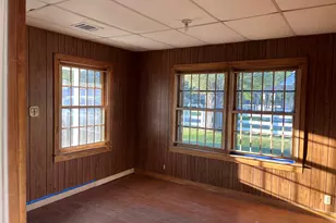 612 Silliman St, Sealy, TX 77474 - Photo 3