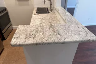 4515 Briar Hollow Pl, Houston, TX 77027 - Photo 7