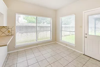 3805 Redbud Drive, La Porte, TX 77571 - Photo 5