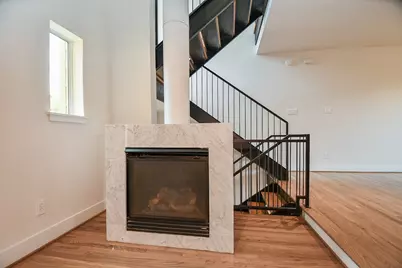 92 Dennis Street #B, Houston, TX 77006 - Photo 17