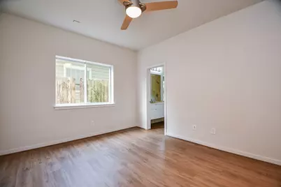 92 Dennis Street #B, Houston, TX 77006 - Photo 7