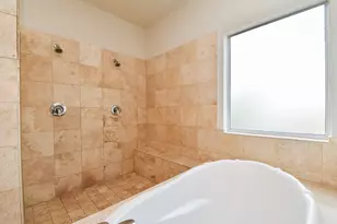 92 Dennis St, Houston, TX 77006 - Photo 37