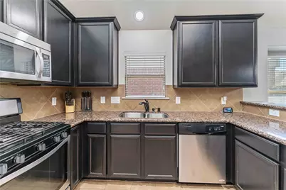 8226 Silent Deep Drive, Rosenberg, TX 77469 - Photo 5