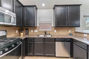 8226 Silent Deep Dr, Rosenberg, TX 77469 - Photo 5