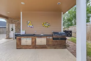 5080 Eaheart Cir, Beaumont, TX 77706 - Photo 39