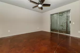 219 W Gray St, Houston, TX 77019 - Photo 9