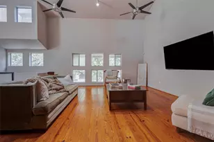 219 W Gray St, Houston, TX 77019 - Photo 17