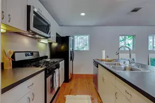 219 W Gray St, Houston, TX 77019 - Photo 5