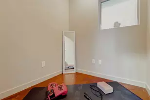219 W Gray St, Houston, TX 77019 - Photo 11