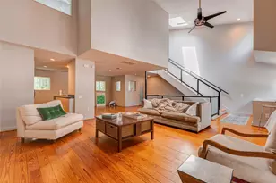 219 W Gray St, Houston, TX 77019 - Photo 3