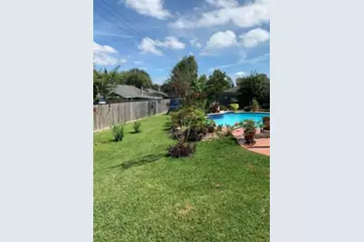 9911 King William Drive, La Porte, TX 77571 - Photo 41