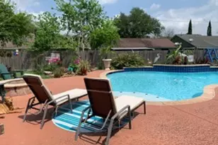 9911 King William Dr, La Porte, TX 77571 - Photo 45