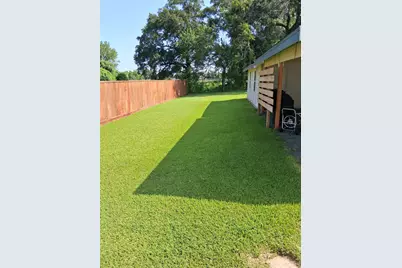 7335 Santiago Street, Houston, TX 77023 - Photo 15