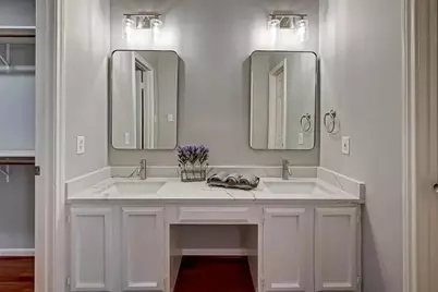 2604 Bering Drive #2604, Houston, TX 77057 - Photo 9