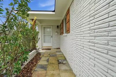 6023 Pineshade Lane, Houston, TX 77008 - Photo 3