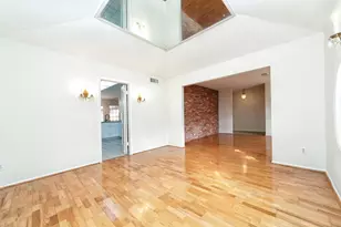 5822 W Bellfort St, Houston, TX 77035 - Photo 11