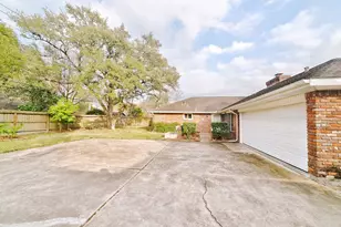 5822 W Bellfort St, Houston, TX 77035 - Photo 3