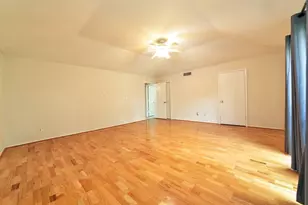 5822 W Bellfort St, Houston, TX 77035 - Photo 21