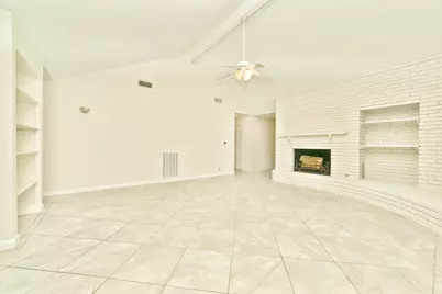 5822 W Bellfort Street, Houston, TX 77035 - Photo 7