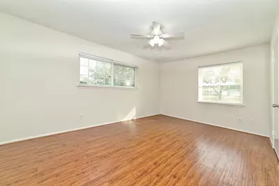 5822 W Bellfort Street, Houston, TX 77035 - Photo 27