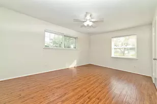 5822 W Bellfort St, Houston, TX 77035 - Photo 27
