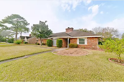 5822 W Bellfort Street, Houston, TX 77035 - Photo 1