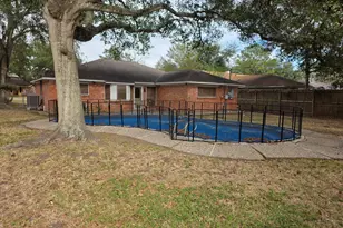 2121 Redwood St, Kemah, TX 77565 - Photo 47