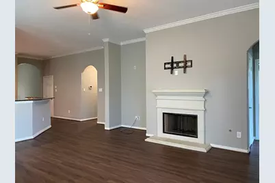 42 Black Swan Court, The Woodlands, TX 77354 - Photo 7