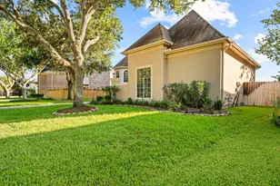 3707 Abbeywood Dr, Pearland, TX 77584 - Photo 3