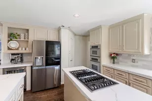 39 Watertree Ct, The Woodlands, TX 77380 - Photo 17