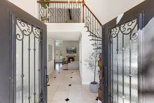 39 Watertree Ct, The Woodlands, TX 77380 - Photo 9