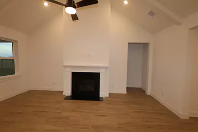 12110 Upper Meadows Avenue, Mont Belvieu, TX 77535 - Photo 7