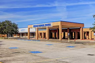 12110 Upper Meadows Ave, Mont Belvieu, TX 77535 - Photo 41