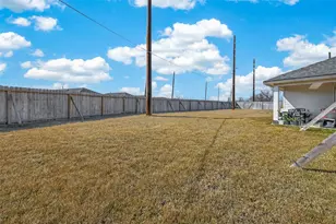1102 Rayburn Dr, Rosharon, TX 77583 - Photo 23
