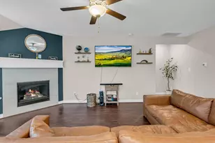 1917 Canyon Live Oak St, Conroe, TX 77304 - Photo 15