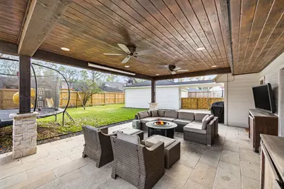 14527 Chadbourne Drive, Houston, TX 77079 - Photo 31