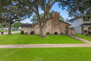 2210 Joel Wheaton Rd, Houston, TX 77077 - Photo 33