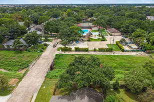 2210 Joel Wheaton Rd, Houston, TX 77077 - Photo 31