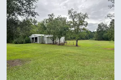 13935 Santa Fe Trail, Hamshire, TX 77622 - Photo 3