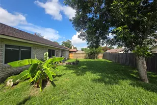 12531 La Rochelle Dr, Houston, TX 77015 - Photo 15