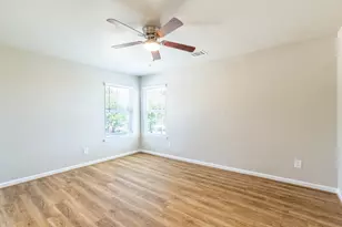 215 Pk Pl Cir, Waller, TX 77484 - Photo 3