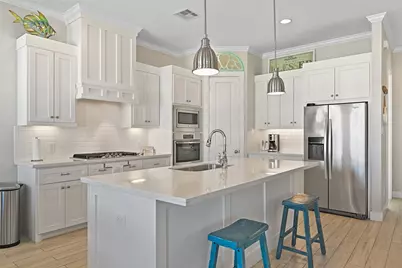 3827 Neptune, Galveston, TX 77554 - Photo 5