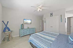 3827 Neptune, Galveston, TX 77554 - Photo 21