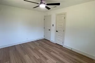 909 S Downing Rd, Angleton, TX 77515 - Photo 25