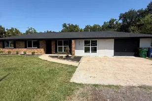 909 S Downing Rd, Angleton, TX 77515 - Photo 5