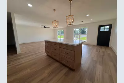 909 S Downing Road, Angleton, TX 77515 - Photo 11