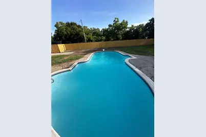 909 S Downing Road, Angleton, TX 77515 - Photo 7