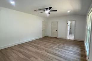 909 S Downing Rd, Angleton, TX 77515 - Photo 19